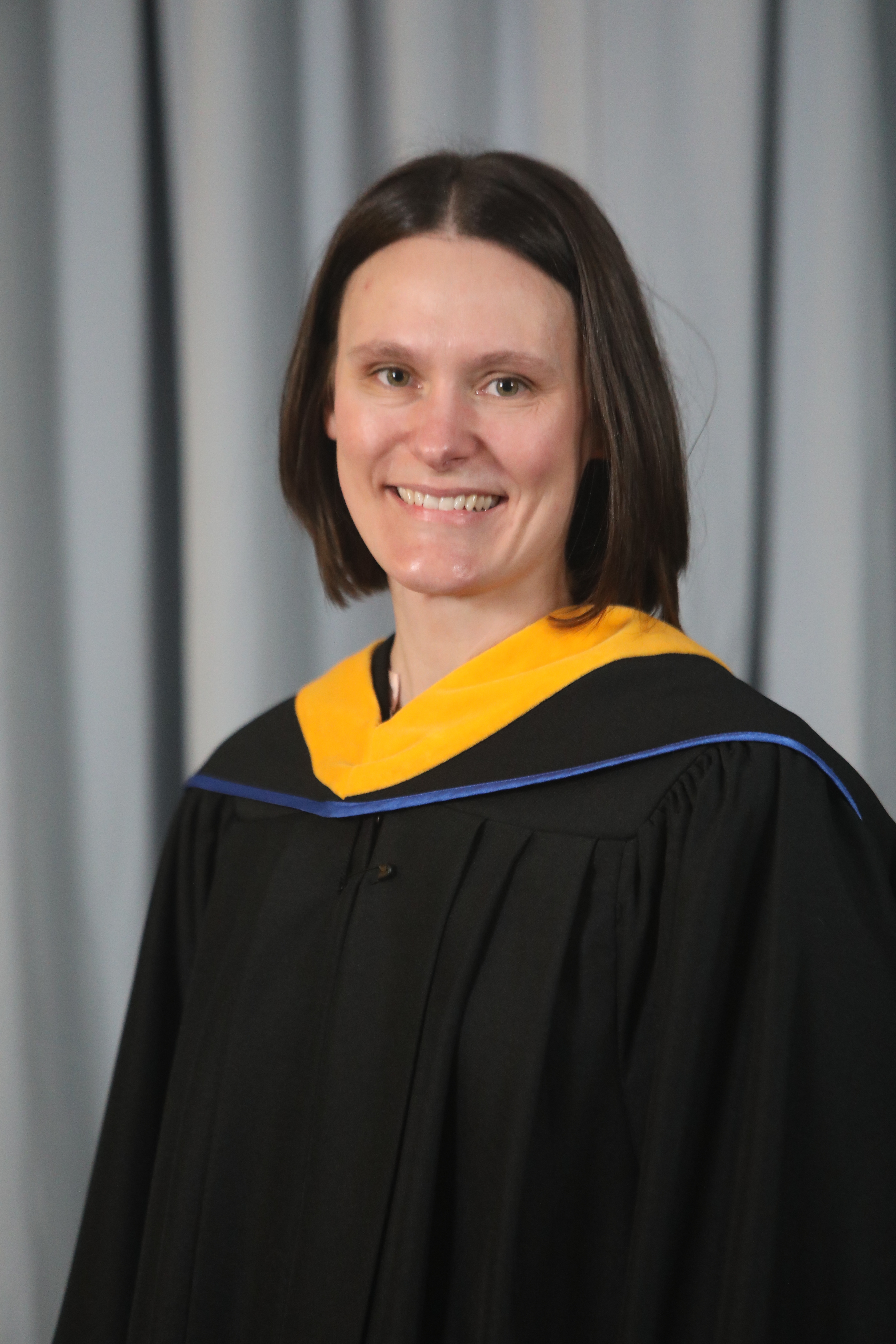 Dr. Erin Mazerolle